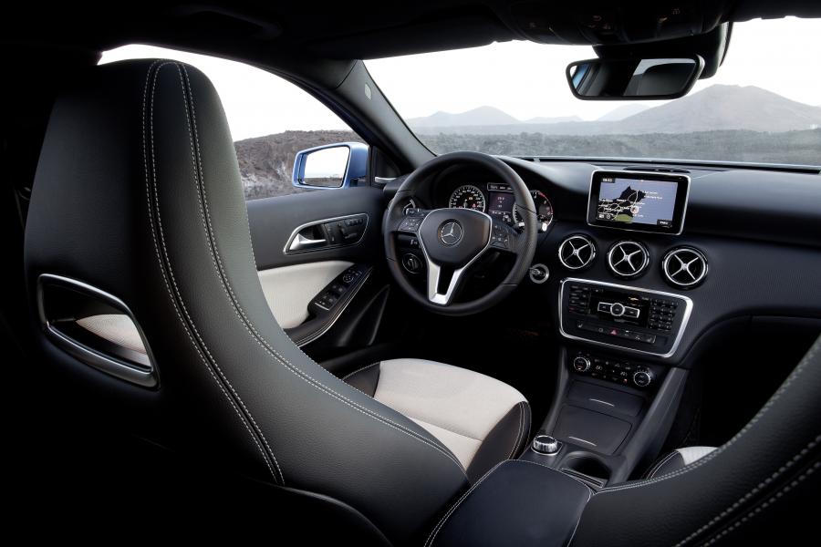  Mercedes-Benz A180 CDI 2012 года  (фото 11 из 24)